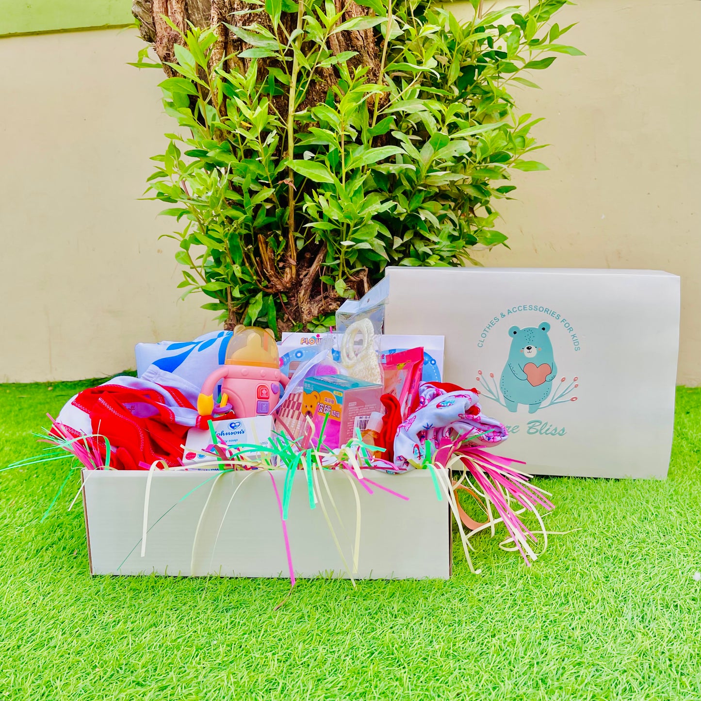 New Born-Baby Gift Box (26 Pcs)